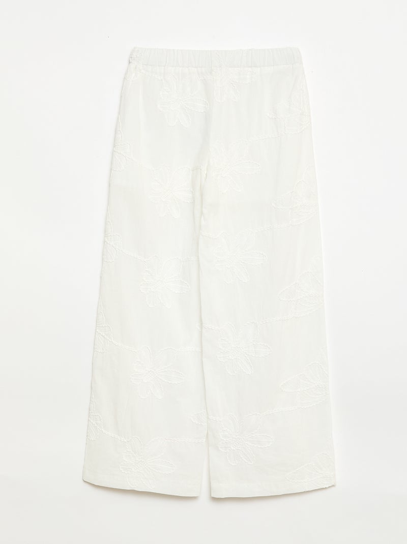 Calças largas com bordados Branco - Kiabi