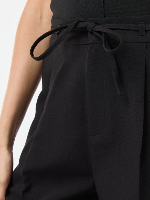 Calças largas com cinto de laço - Kiabi