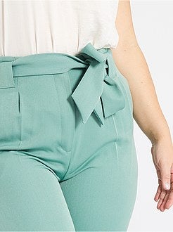 Calças largas com cinto - Kiabi