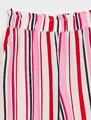 Calças largas com padrão e cintura elástica