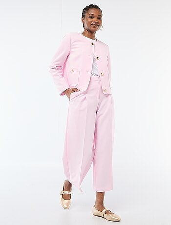 Calças largas de cerimónia