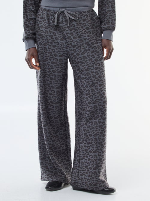 Calças largas felpudas com padrão de leopardo - Kiabi