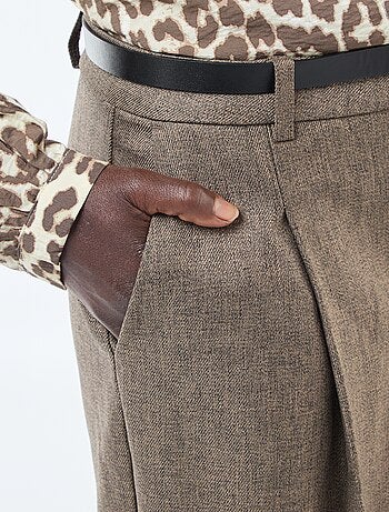 Calças largas 'JDY' de flanela com cinto