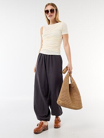 Calças largas lisas com cintura elástica