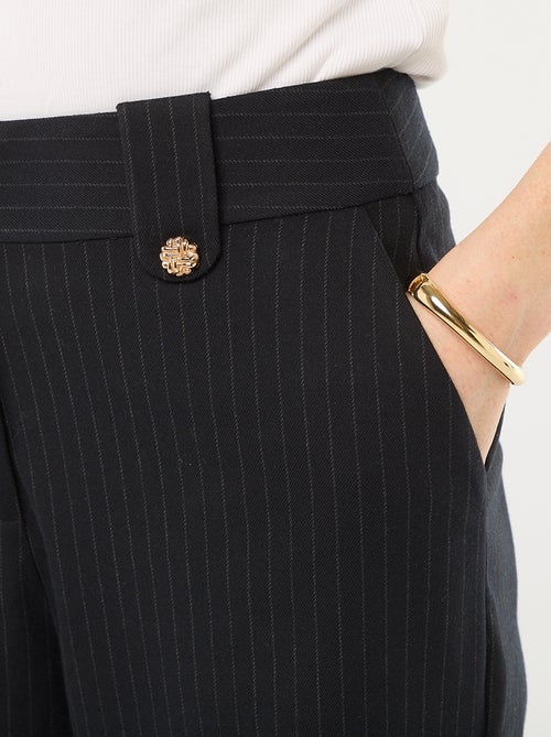 Calças largas lisas com fecho de correr e gancho - Kiabi