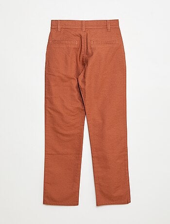 Calças leves com efeito linho em oxford