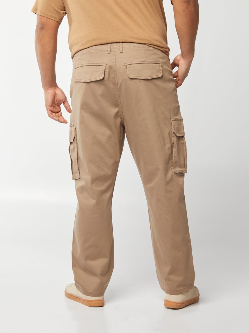 Calças lisas com vários bolsos CASTANHO - Kiabi