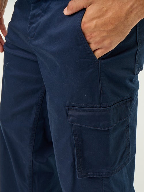 Calças multibolsos de corte regular - Kiabi