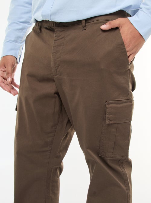 Calças multibolsos lisas com passador para cinto - Kiabi