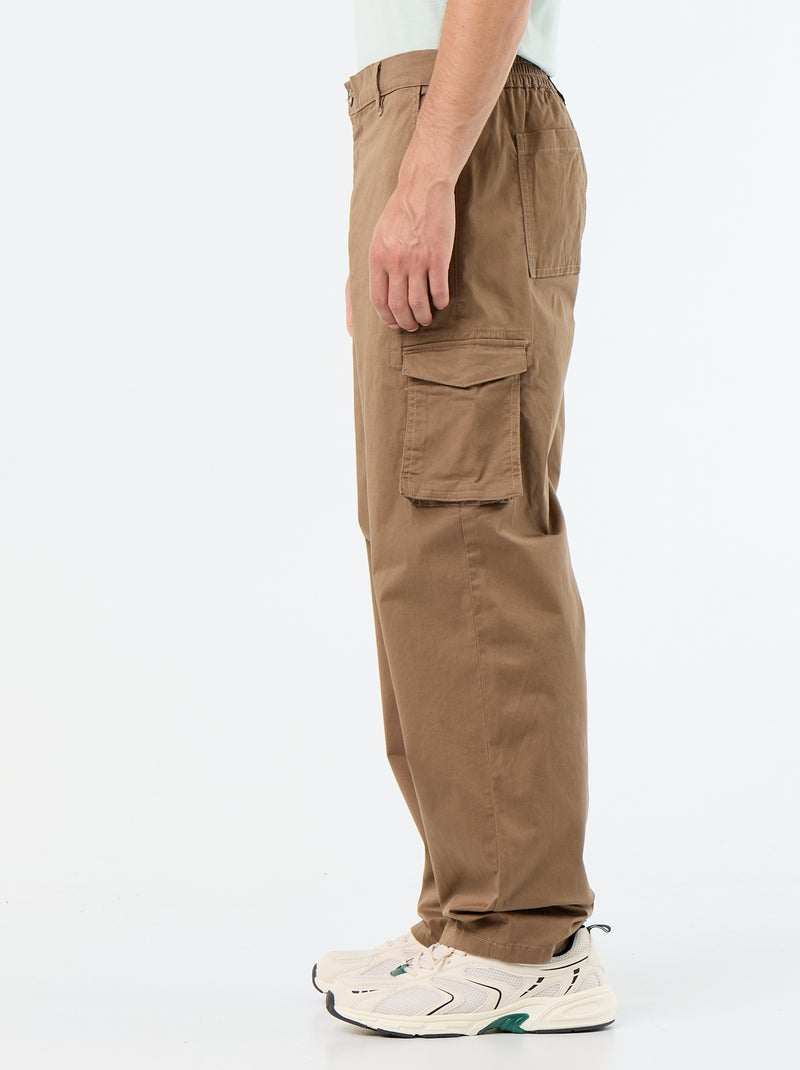Calças multipocket relaxed fit Castanho - Kiabi