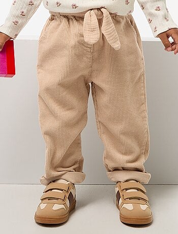 Calças paperbag em veludo cotelê