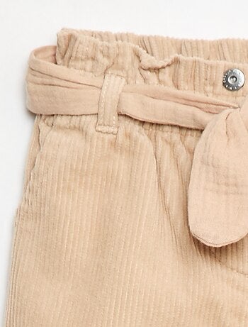 Calças paperbag em veludo cotelê