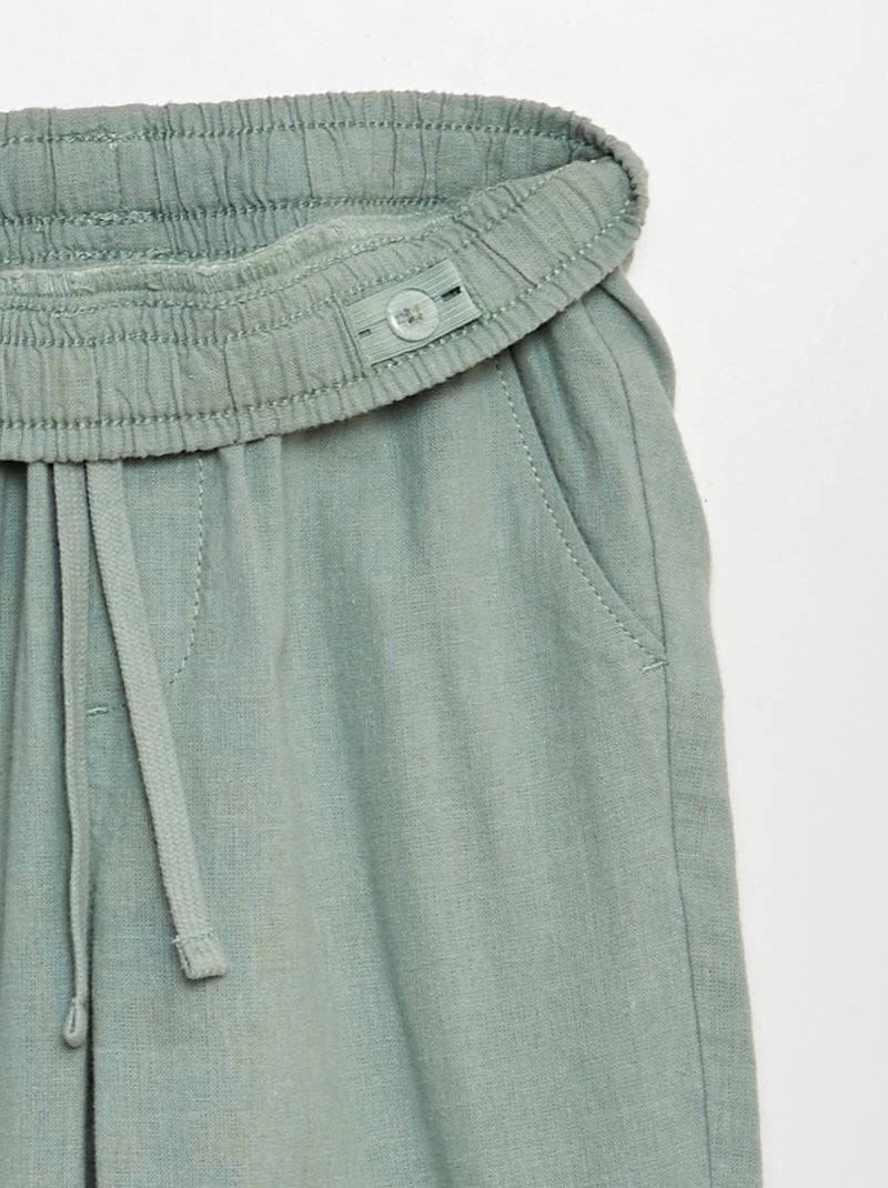 Calças regulares em sarja VERDE - Kiabi