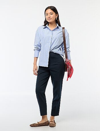 Calças retas de cintura subida