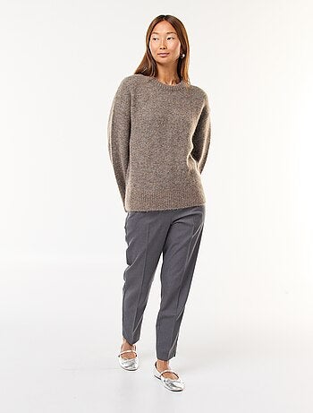 Calças retas de cintura subida