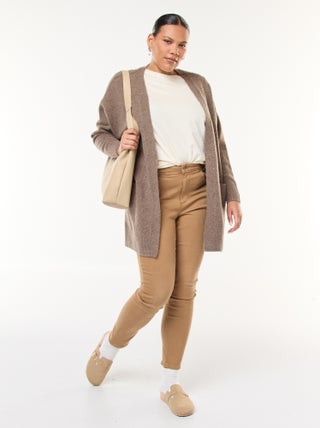 Calças skinny com cintura subida