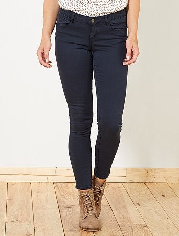 Calças skinny com efeito push up - Kiabi