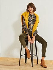 Calças skinny em veludo canelado