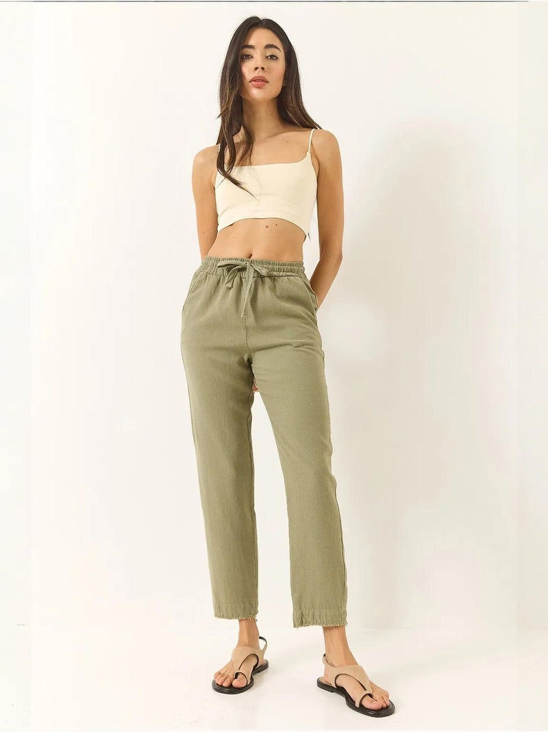 Calças skinny pelo tornozelo com bolsos lucci Cáqui - Kiabi