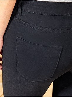 Calças slim elásticas com 5 bolsos - Kiabi