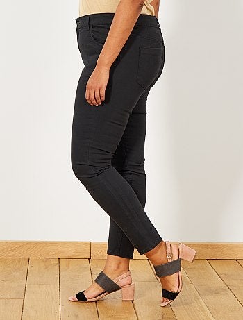 Calças slim em gabardine elástica - Kiabi