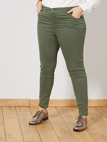 Calças slim em gabardine elástica - Kiabi