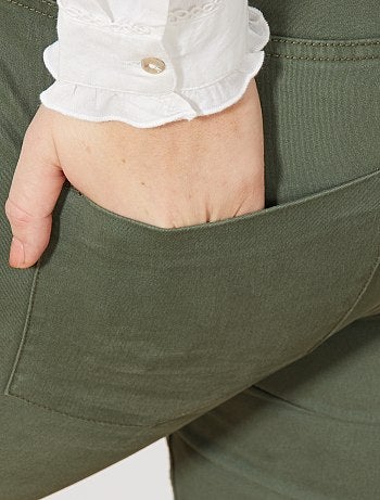 Calças slim em gabardine elástica - Kiabi