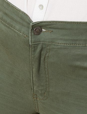 Calças slim em gabardine elástica - Kiabi