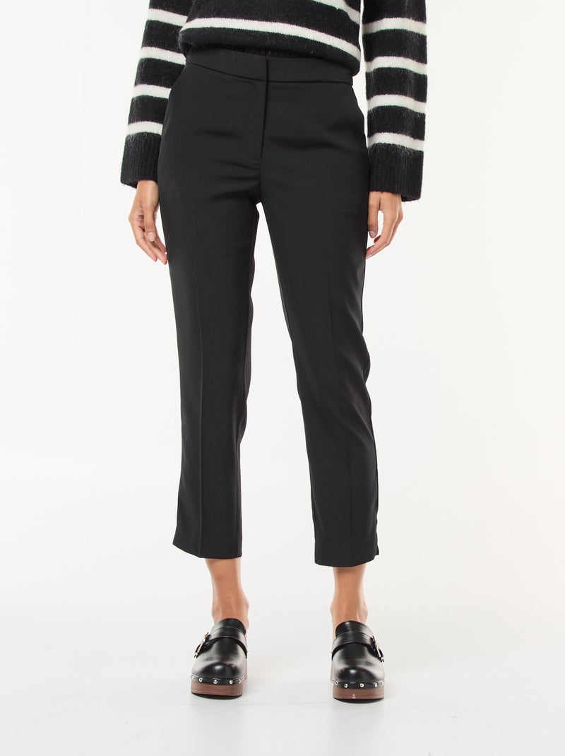 Calças slim fit Preto - Kiabi