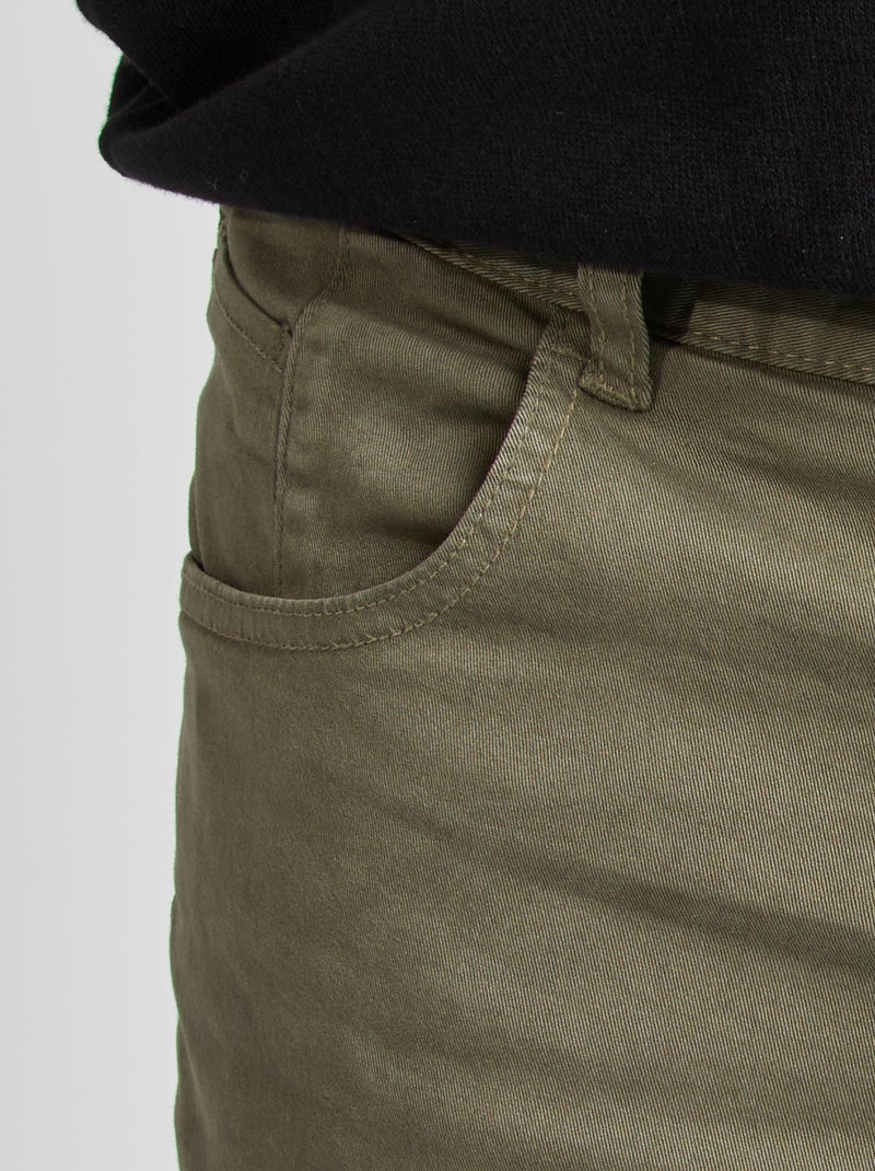 Calças slim L30 CAQUI - Kiabi