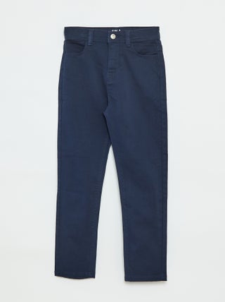 Calças slim/corte justo com 4 bolsos