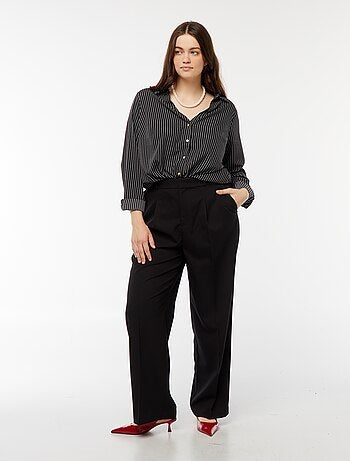 Calças wide leg com cintura subida