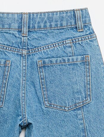 Calças wide leg / corte largo com tachas fantasia