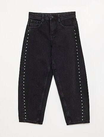 Calças wide leg / corte largo com tachas fantasia