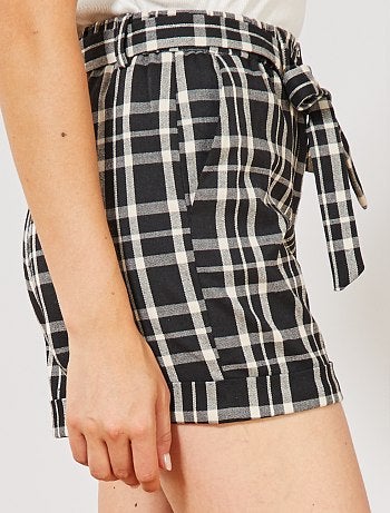 Calções aos quadrados com cintura subida - Kiabi