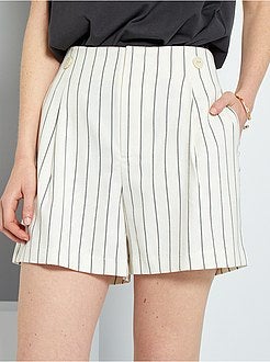 Calções às riscas - Kiabi