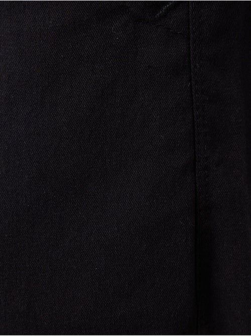 Calções chino de homem de corte regular tommy - Kiabi Calções chino de homem de corte regular tommy - Kiabi