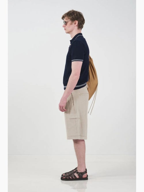 Calções chino de perna larga de cintura média com bolsos giesto - Kiabi Calções chino de perna larga de cintura média com bolsos giesto - Kiabi