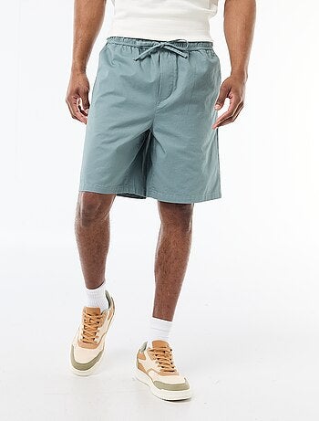 Calções chino lisos