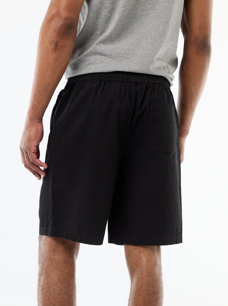 Calções chino lisos Preto - Kiabi