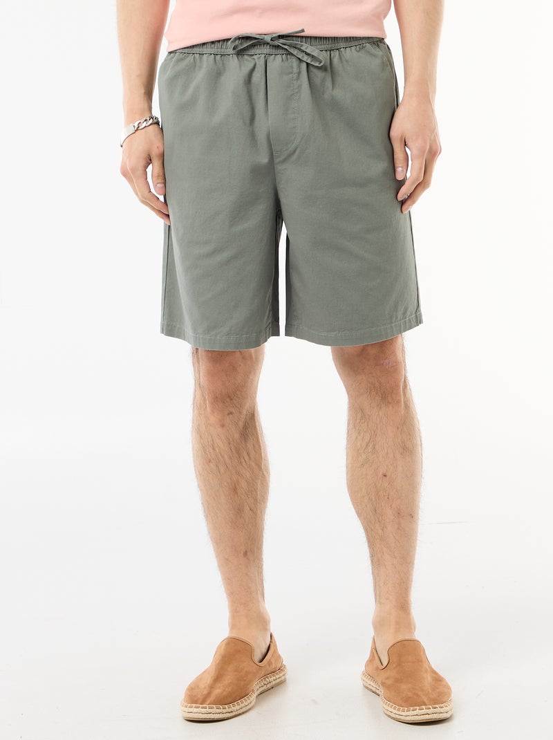 Calções chino lisos Verde - Kiabi