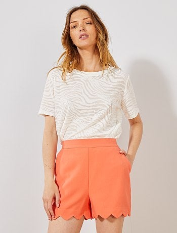 Calções com acabamento corola - Kiabi