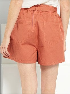 Calções com cinto - Kiabi