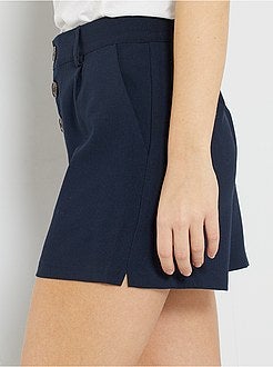 Calções com cintura subida e botões - Kiabi