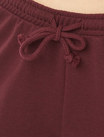 Calções curtos em moletão leve e liso