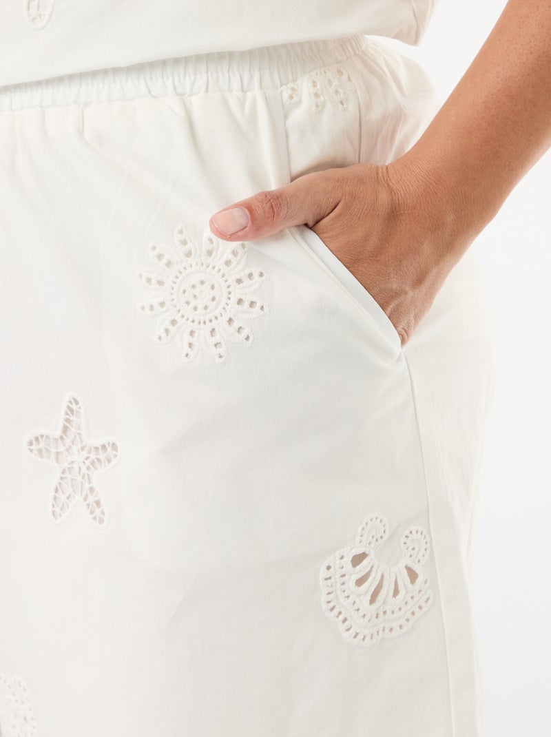 Calções de algodão com motivos vazados Branco - Kiabi