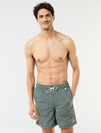 Calções de banho com bolsos grandes