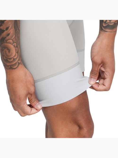 Calções de ciclismo de materiais reciclados para homem - Kiabi Calções de ciclismo de materiais reciclados para homem - Kiabi