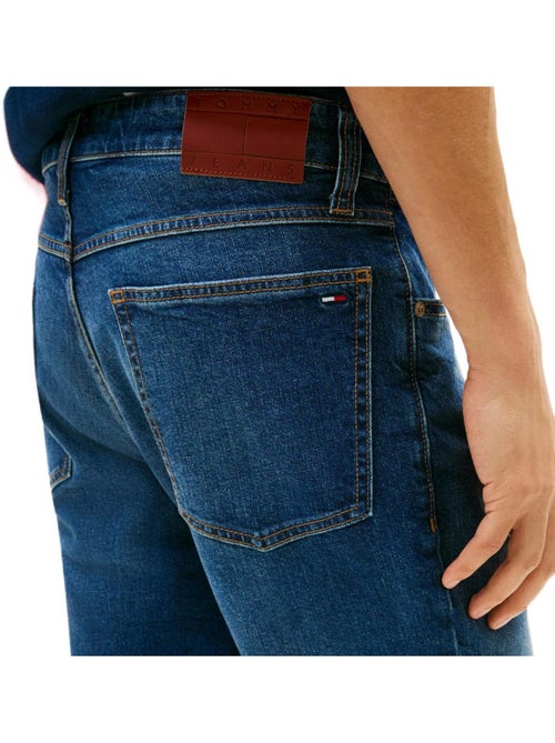 Calções de Ganga Azul Escuro Tommy Hilfiger Ronnie 26 para Homem - Kiabi Calções de Ganga Azul Escuro Tommy Hilfiger Ronnie 26 para Homem - Kiabi