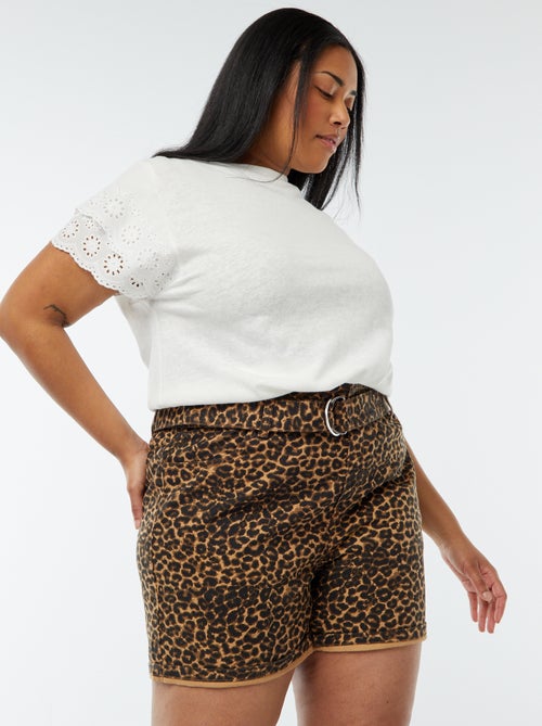 Calções de ganga com cintura subida e cinto - Kiabi